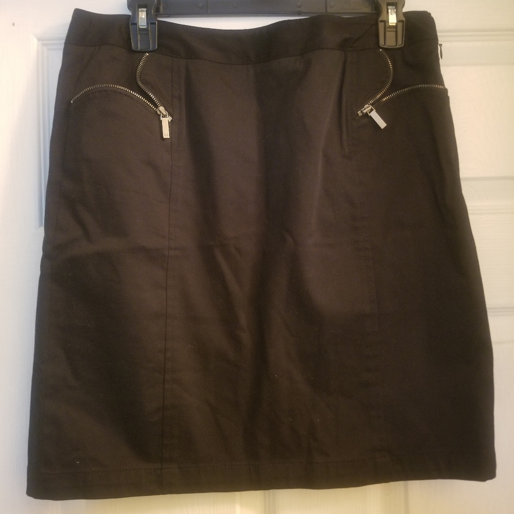 Anne Klein Women's Black Stretch Skirt Size 8